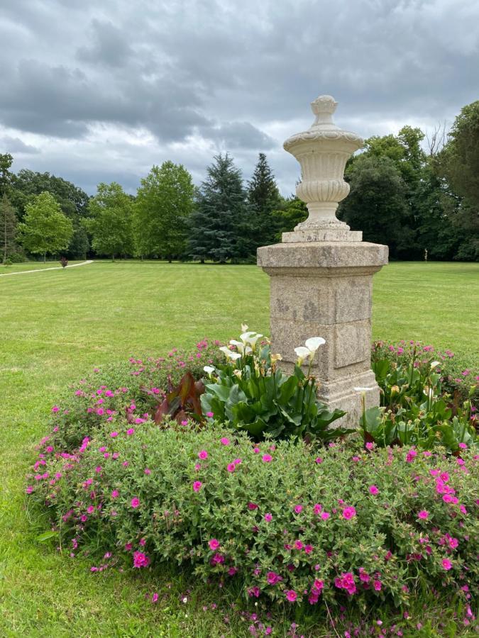 Chateau De St-Fulgent, Gite La Tour Saint-Fulgent المظهر الخارجي الصورة