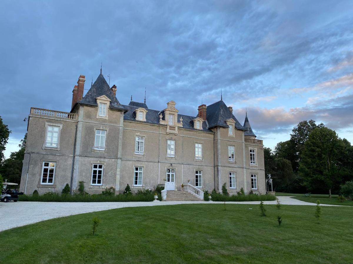 Chateau De St-Fulgent, Gite La Tour Saint-Fulgent المظهر الخارجي الصورة